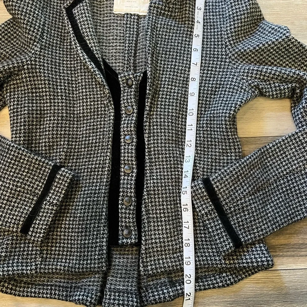 Sparrow 100% Lambswool Jacket-‎ Small
